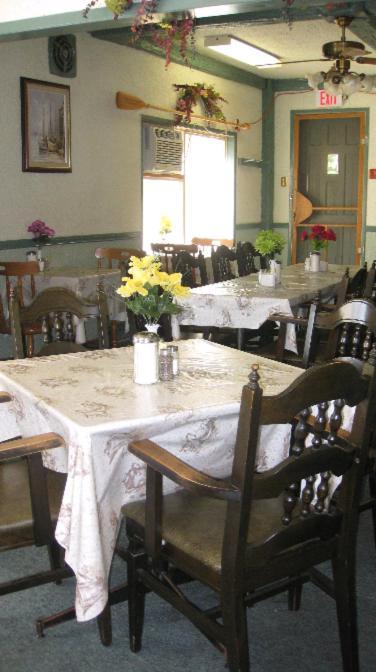 Meaford Inn Екстериор снимка