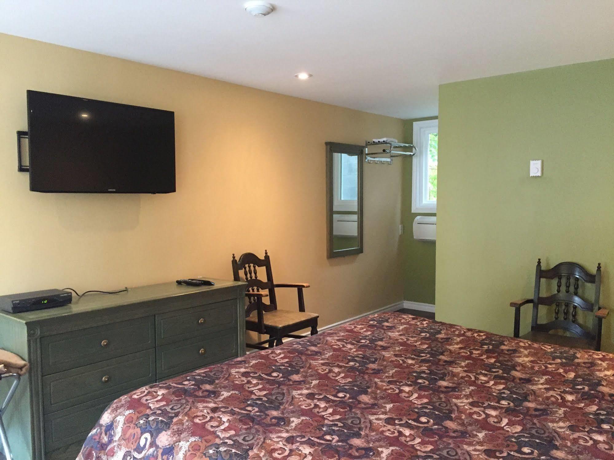 Meaford Inn Екстериор снимка